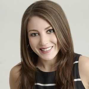 Meet your Posher, Claire